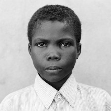 http://www.schueten.de/files/gimgs/th-12_schueten_portrait_2008_sudan.jpg